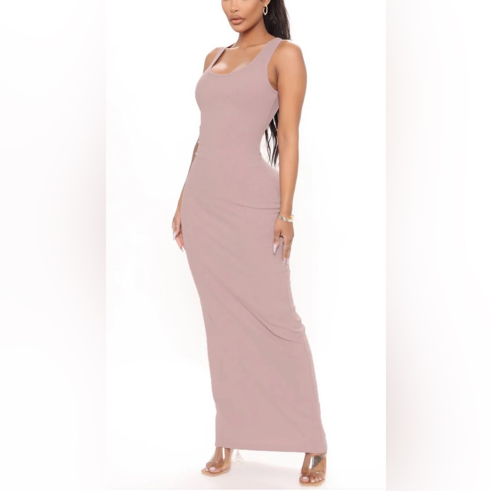 Fashion Nova Mulberry Street Maxi Dress - Mauve, Size Medium